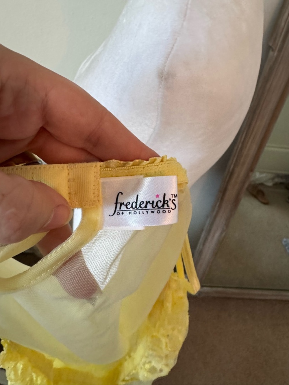 Fredrick’s of Hollywood Yellow Lace Sheer Babydoll Chemise - Women's Intimates - Picture 8 of 9